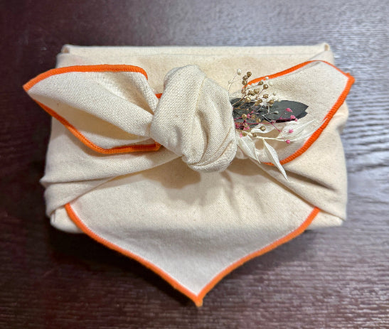 Eco-friendly cotton gift wrapping