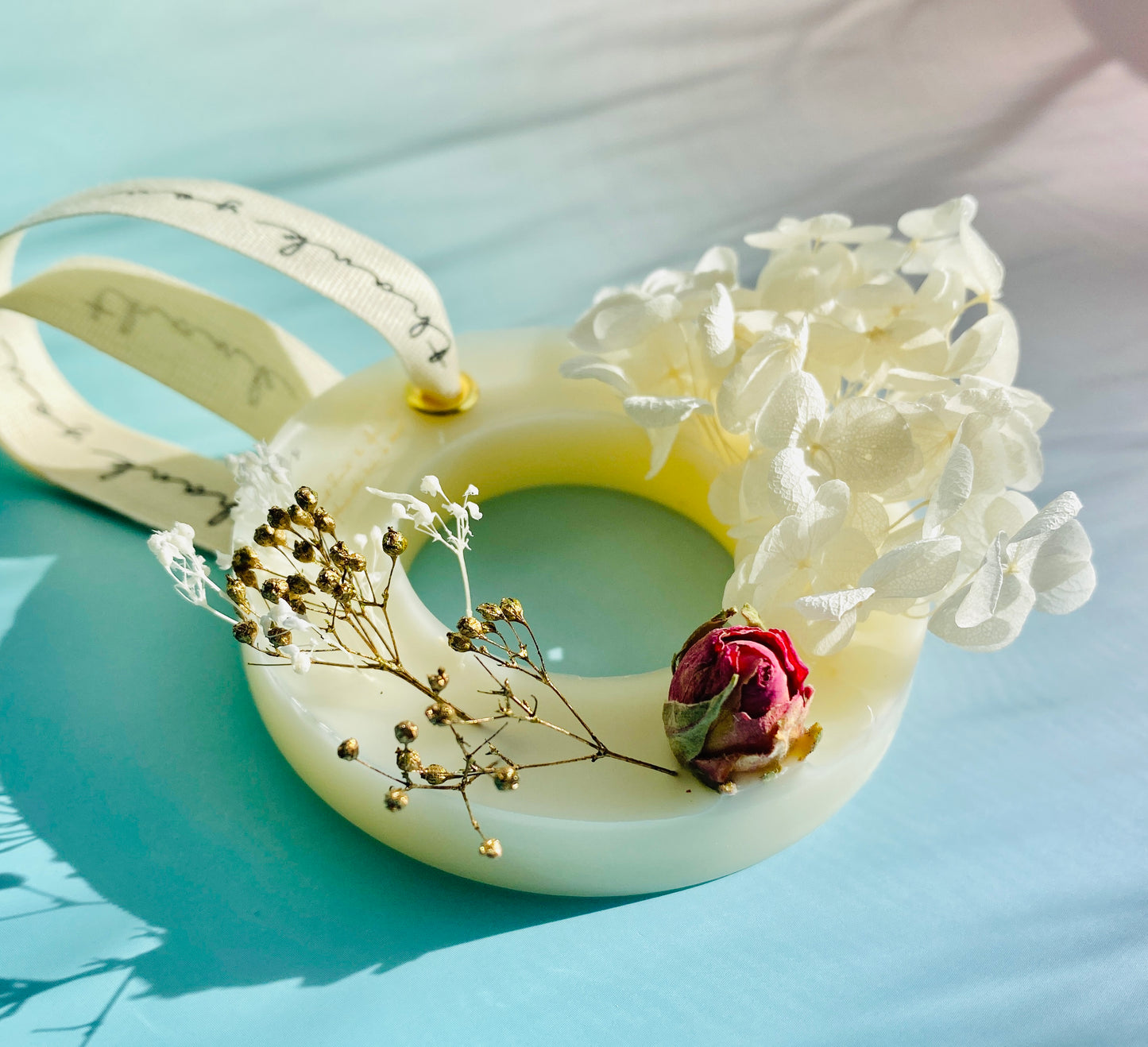 White Botanical Flower Wax Sachet(Wreath)