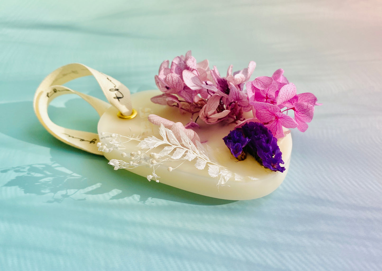 Purple Botanical Flower Wax Sachet(Oval)