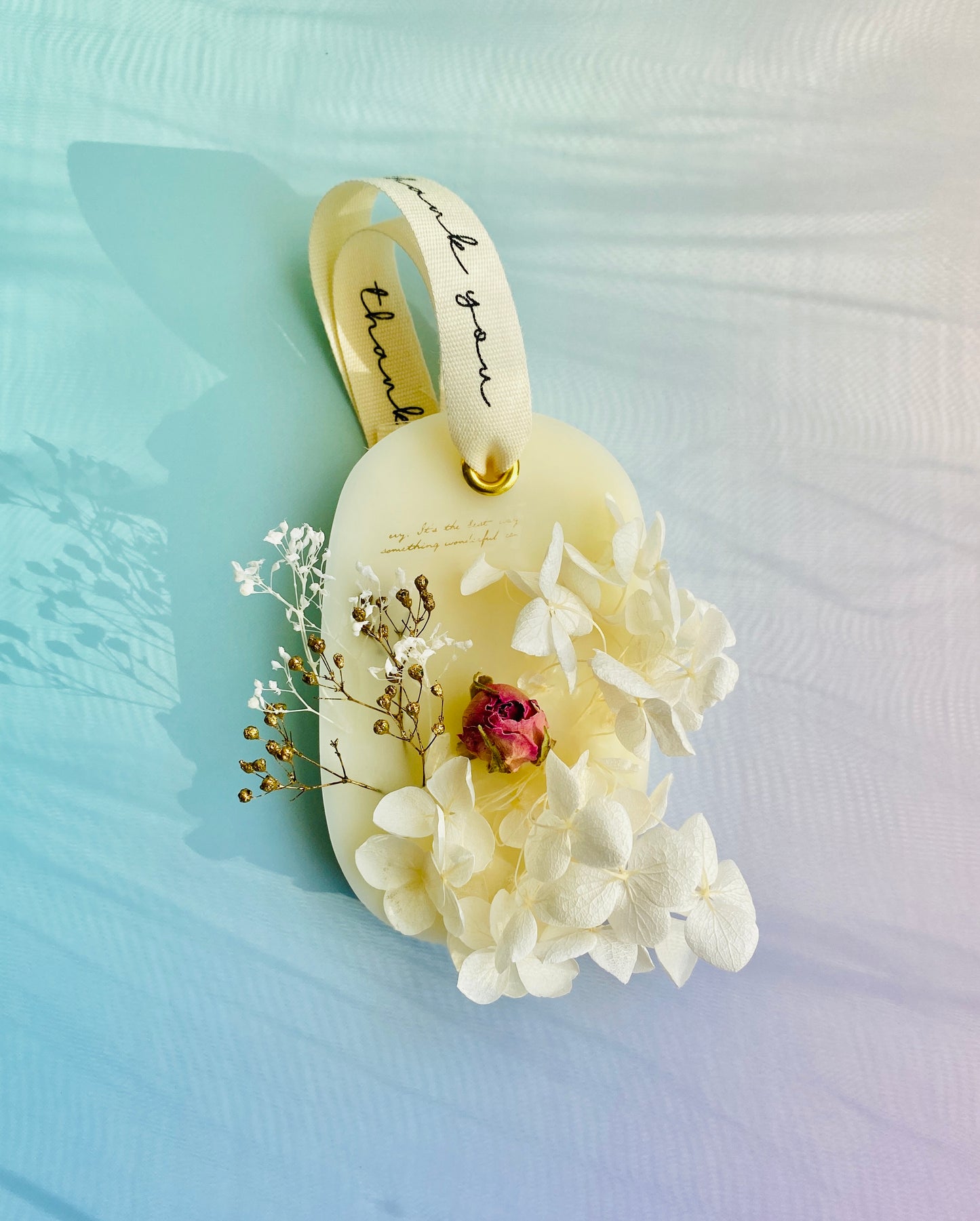 White Botanical Flower Wax Sachet(Oval)