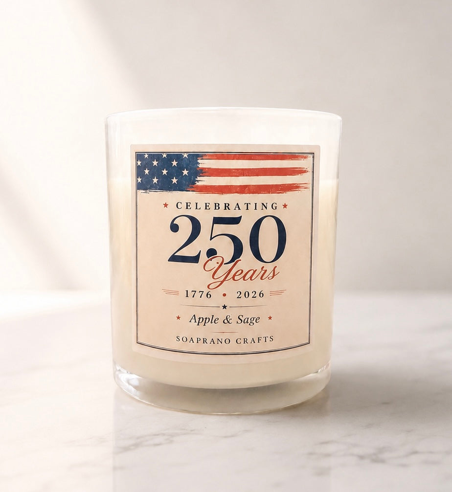 America 250 Anniversary Candle(Apple and Sage)