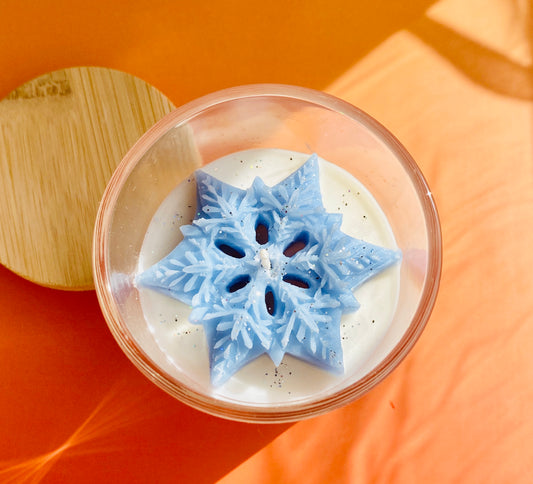 Snowflake Holiday Container Candle(7oz)